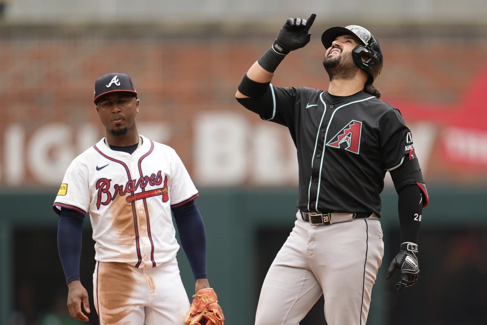 D-backs pull off miraculous comeback with seven runs in the ninth and sweep the Braves | De Último Minuto English