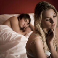 Sex without desire: when the body says yes but the mind doesn't | De Último Minuto English