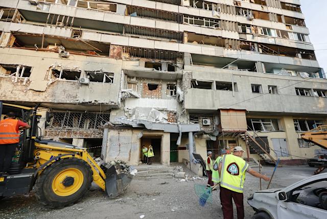At least 4 dead in a new overnight Russian attack on Kharkiv | De Último Minuto English