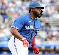 Vladimir Guerrero Jr. and José Ramírez leave tense game after hit-by-pitches in Cleveland | De Último Minuto English