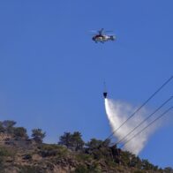 Major fire outside Athens forces evacuation of over 1,200 people | De Último Minuto English