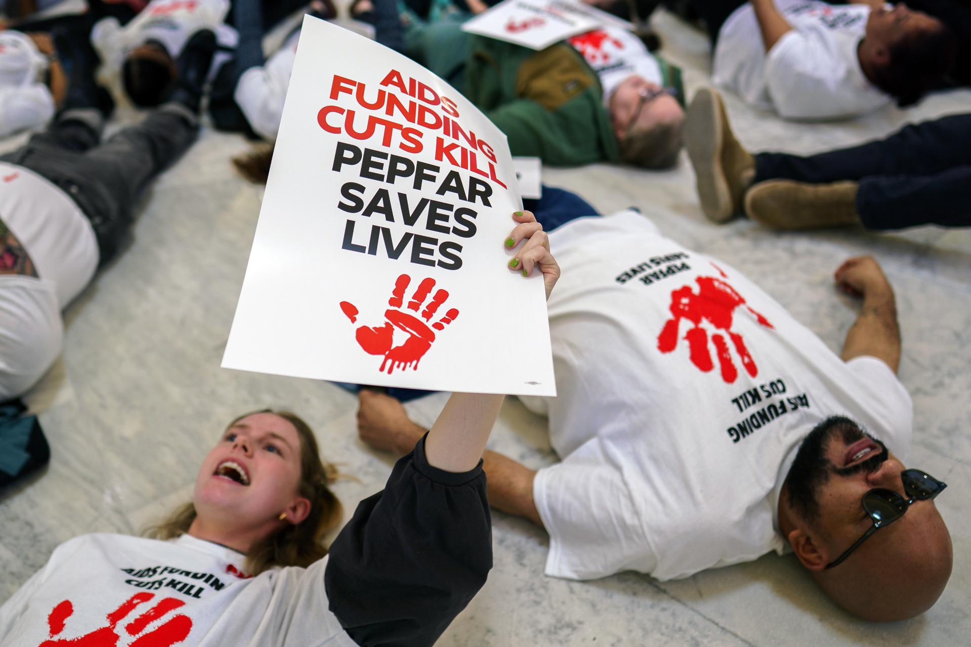UN: Four million people could die of AIDS due to US cuts by 2030 | De Último Minuto English