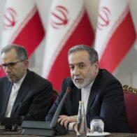 Iran announced the resumption of its uranium enrichment program and Donald Trump warned of new bombings | De Último Minuto English