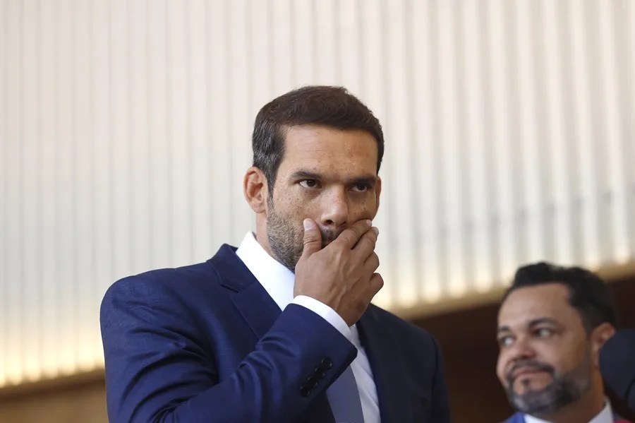 President of the Brazilian Football Confederation, implicated in a police operation for electoral crimes | De Último Minuto English