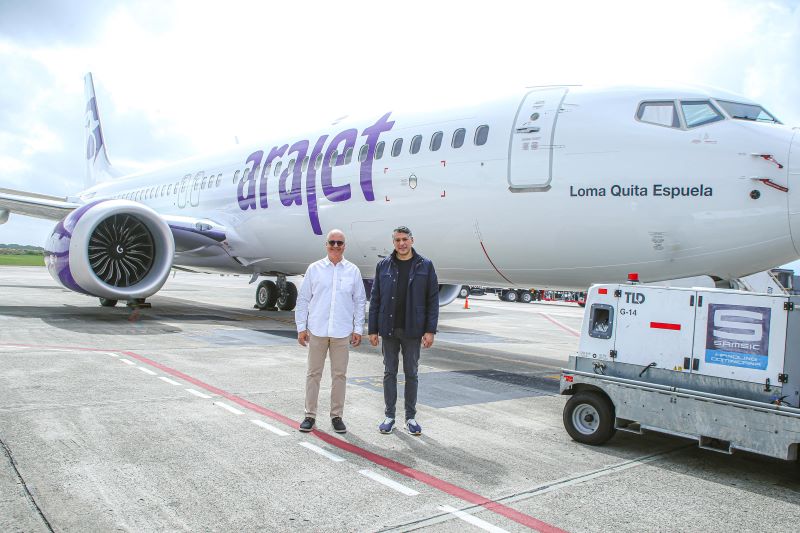 Arajet receives its 11th aircraft "Loma Quita Espuela" | De Último Minuto English