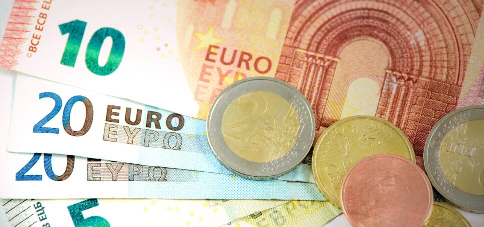 Euro rate Thursday, July 10, 2025 in the Dominican Republic | De Último Minuto English