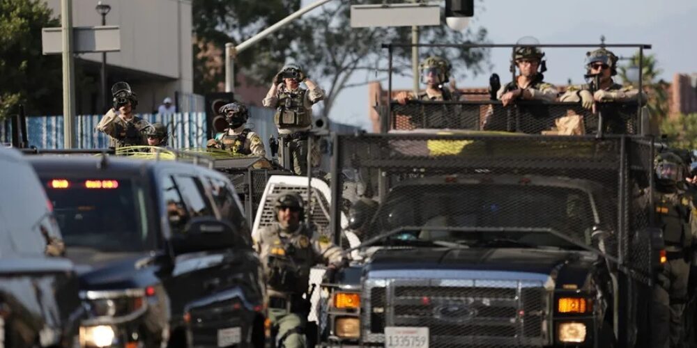 U.S. withdraws 2,000 National Guard soldiers deployed in Los Angeles | De Último Minuto English