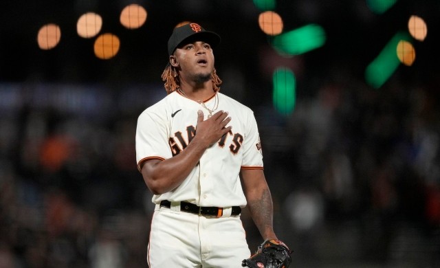 Yankees bolster their bullpen with the acquisitions of Camilo Doval, David Bednar, and Jake Bird | De Último Minuto English
