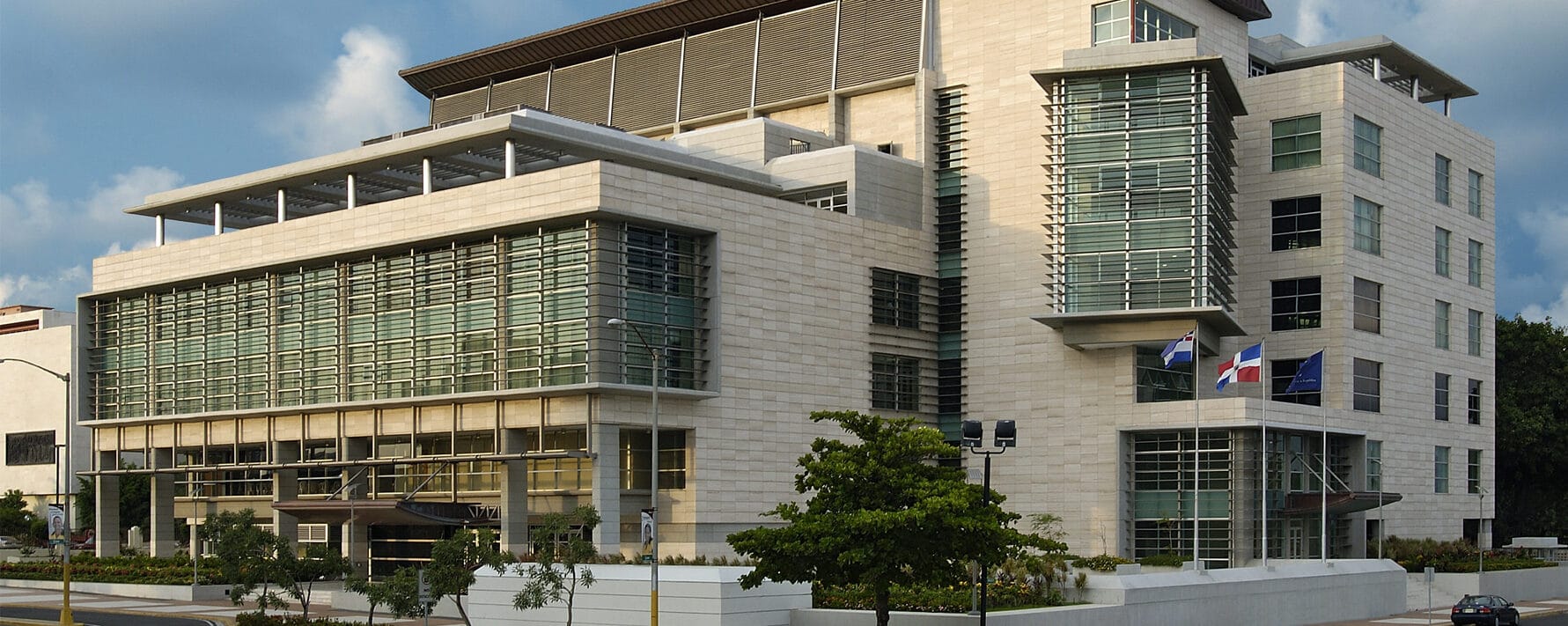 Supreme Court orders Public Defender's Office to legally represent companies | De Último Minuto English