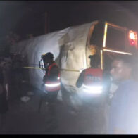 Tragedy in Jamao al Norte: Five dead and more than 20 injured in bus accident | De Último Minuto English