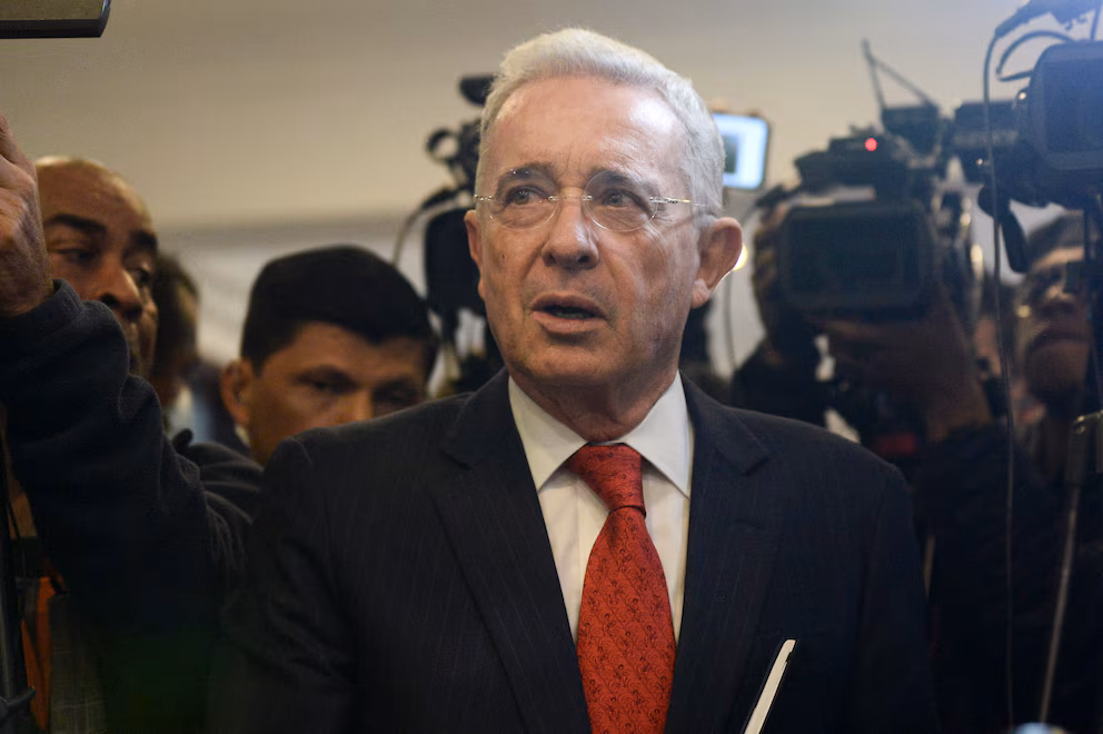Former Colombian President Álvaro Uribe was found guilty of witness tampering | De Último Minuto English