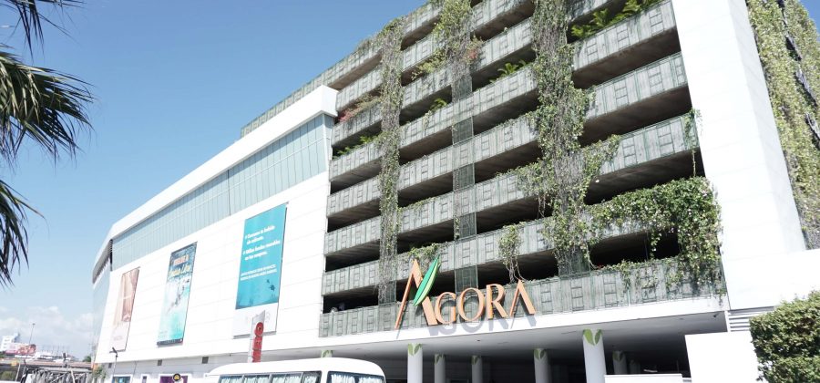 Young man who fell from Agora Mall had reportedly discarded his belongings before the incident | De Último Minuto English