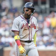 Ronald Acuña Jr. suffers calf strain and will be out for 2 to 3 weeks | De Último Minuto English
