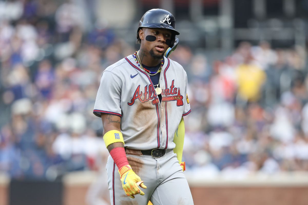 Ronald Acuña Jr. suffers calf strain and will be out for 2 to 3 weeks | De Último Minuto English