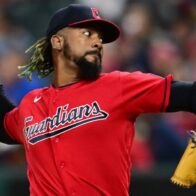 Emmanuel Clase placed on administrative leave while MLB investigates alleged sports betting | De Último Minuto English