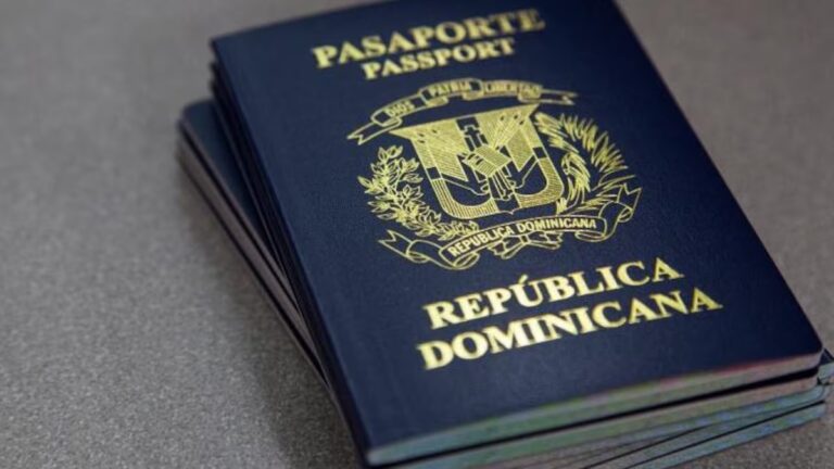 The Dominican passport reaches 70 international destinations without a visa | De Último Minuto English