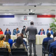 Business sectors are concerned about a project that seeks to regulate rentals | De Último Minuto English