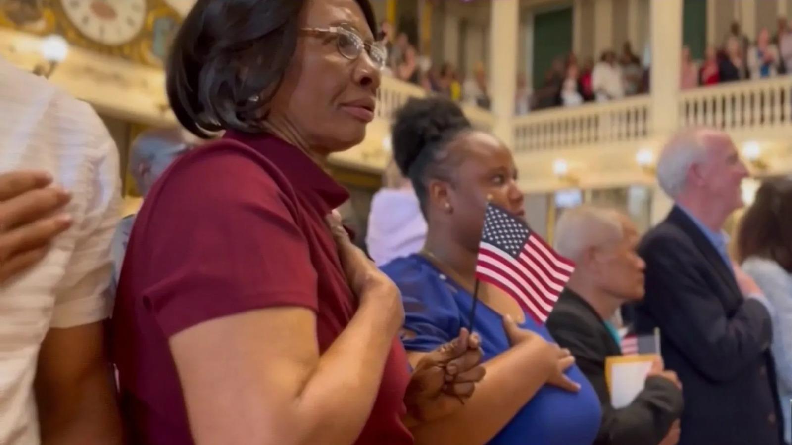 Concern grows in New York over Trump's directive to strip citizenship from naturalized citizens | De Último Minuto English