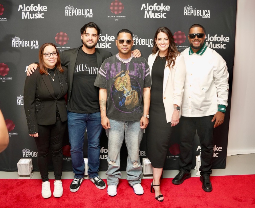 Alofoke and Sony Music celebrated in Miami a historic alliance to internationalize Latin urban music | De Último Minuto English