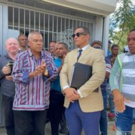 Carrier qualifies as a hit-and-run raids for alleged illegal fuel storage in Santiago | De Último Minuto English