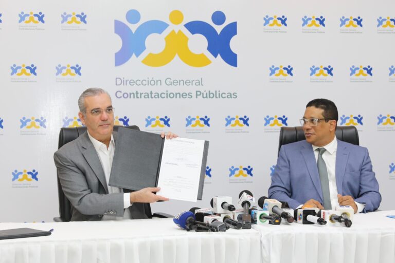 Abinader enacts new Law 47-25 on Public Procurement | De Último Minuto English