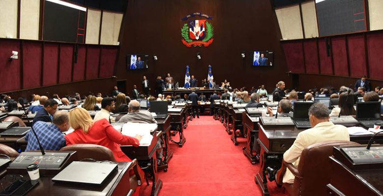 Deputies approve incentives for specialist doctors working on the border | De Último Minuto English