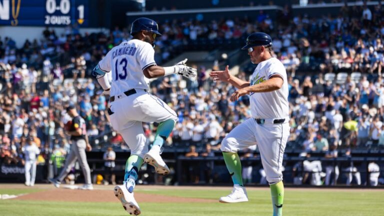 Tension and expectation mark the final stretch of the Major League Baseball Trade Deadline | De Último Minuto English