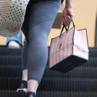 US personal consumption price inflation rises 3 tenths in June to 2.6% | De Último Minuto English