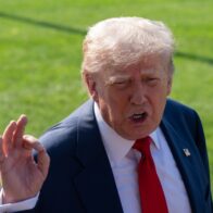 Trump accuses Hamas of not wanting a deal and says they will have to be "hunted down" | De Último Minuto English