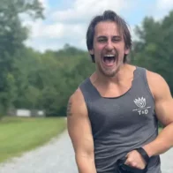 Actor Adam Turck dies after intervening in a domestic dispute in Virginia | De Último Minuto English