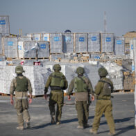 Israel accuses NGO of not meeting "security" requirements for delivering aid in Gaza | De Último Minuto English