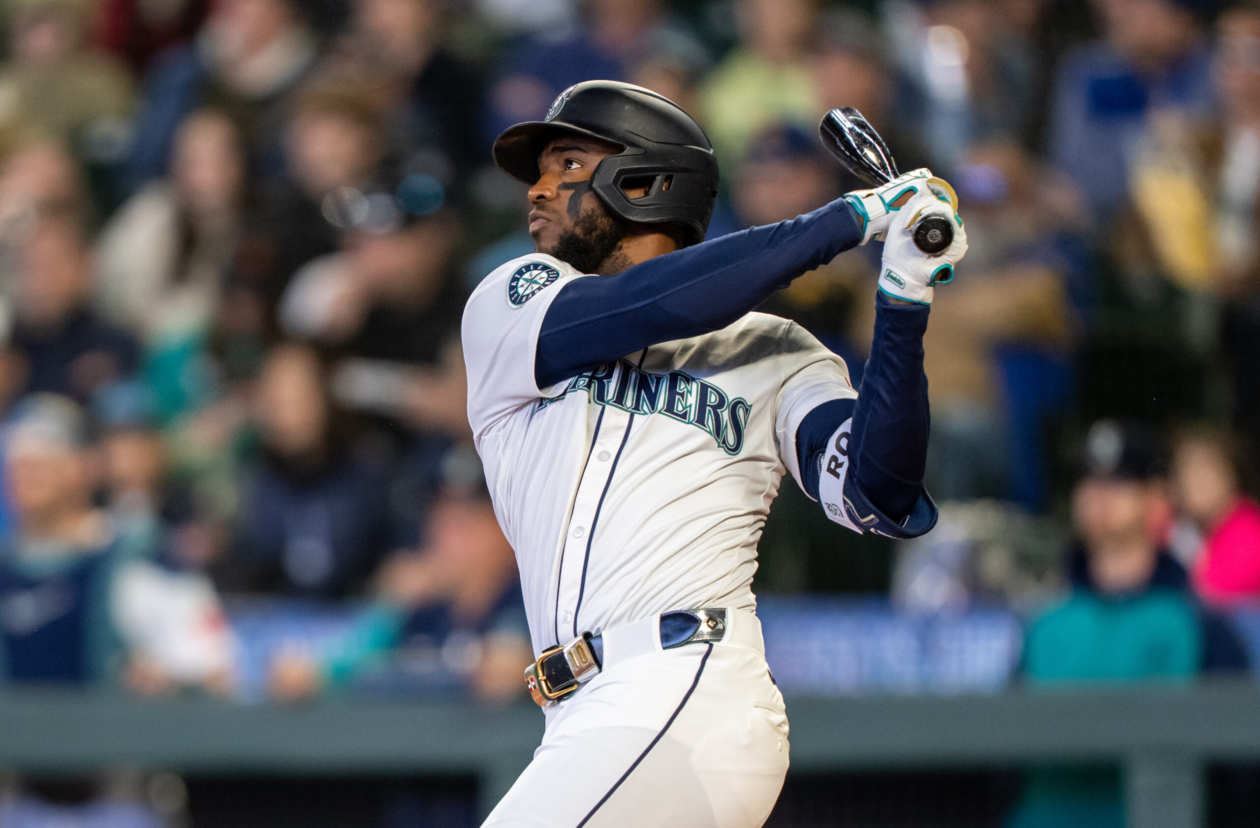 Víctor Robles suspended for 10 games for throwing his bat at a pitcher in the minor leagues | De Último Minuto English