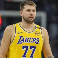 Luka Doncic renews for three years with Los Lakers for 165 million and donates 5 million for young athletes | De Último Minuto English