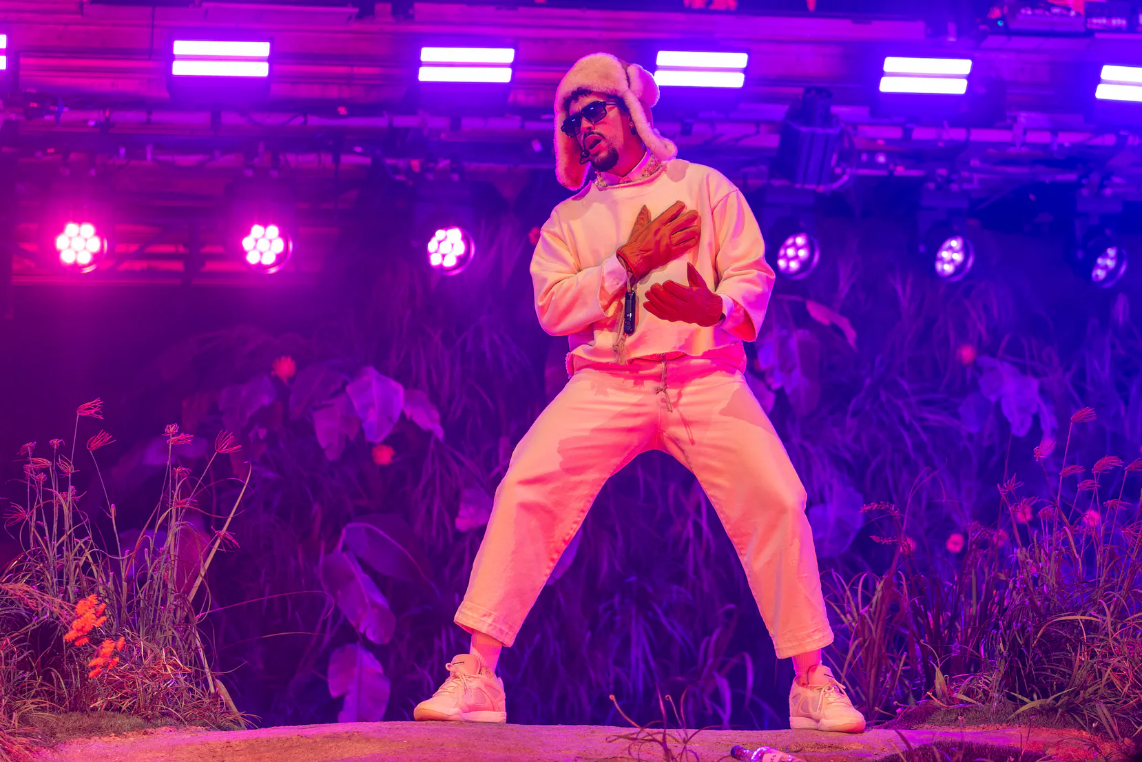 Frauds continue: pay $250 for two tickets for Bad Bunny's residency, but they never arrived | De Último Minuto English