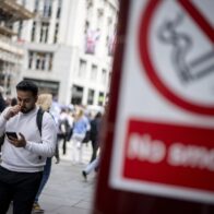Singapore will punish suppliers of vapers with 15 strokes of the cane and up to 20 years in prison | De Último Minuto English