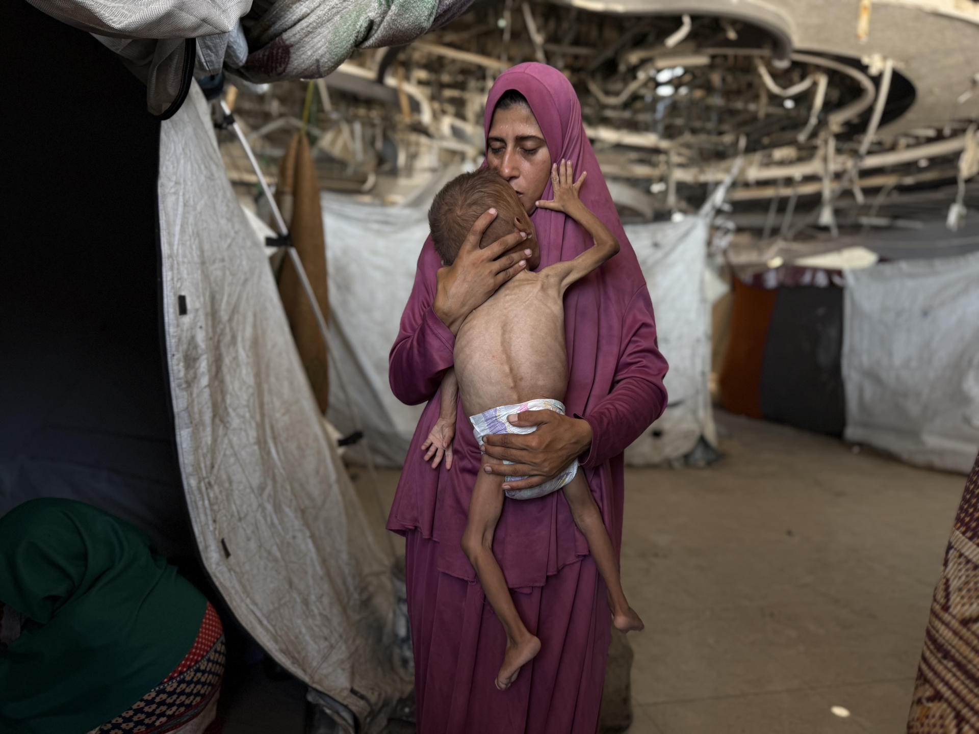UN: The starvation of half a million people in Gaza has been promoted as a weapon of war | De Último Minuto English