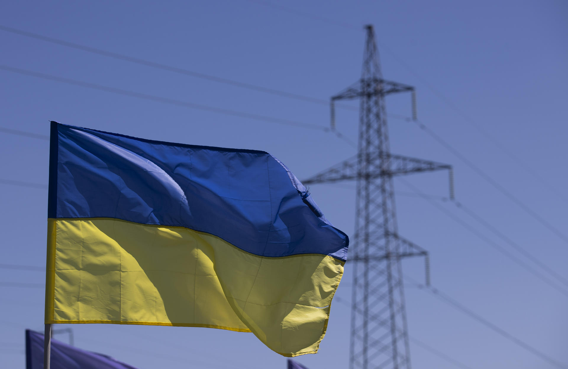 Russian attacks on energy targets in Ukraine leave 100,000 homes without power | De Último Minuto English