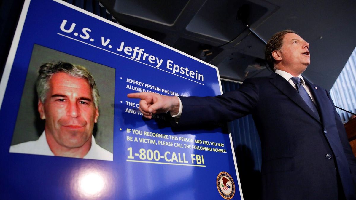 US Congressman says he has Congressional support to release Epstein case files | De Último Minuto English