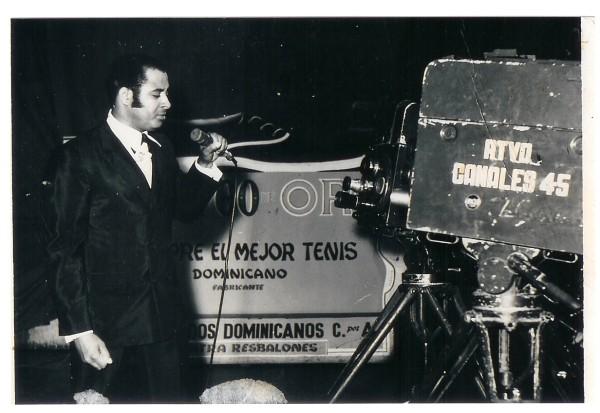73 years of the first broadcast of La Voz Dominicana | De Último Minuto English