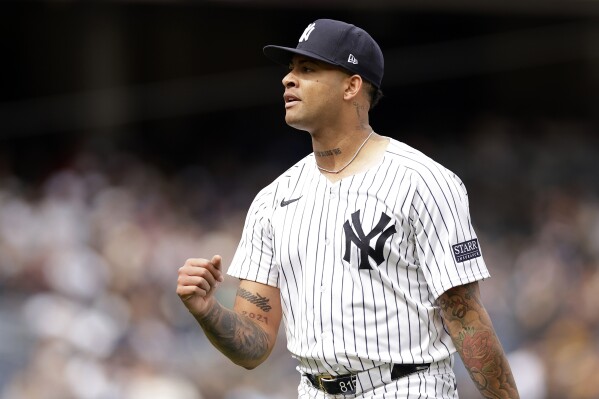 Luis Gil ready for his season debut with the Yankees this Sunday in Miami | De Último Minuto English