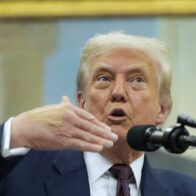 Trump threatens: "You will see many secondary sanctions" | De Último Minuto English