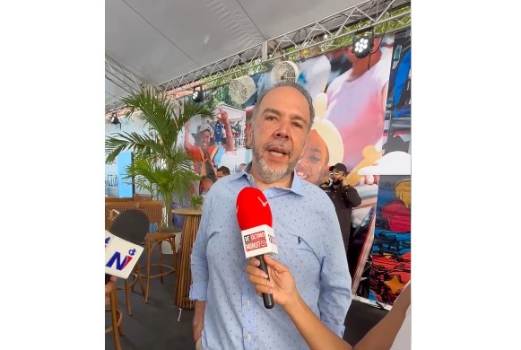 Raymond Rodríguez calls on young people to study and commit to a country with less trash | De Último Minuto English