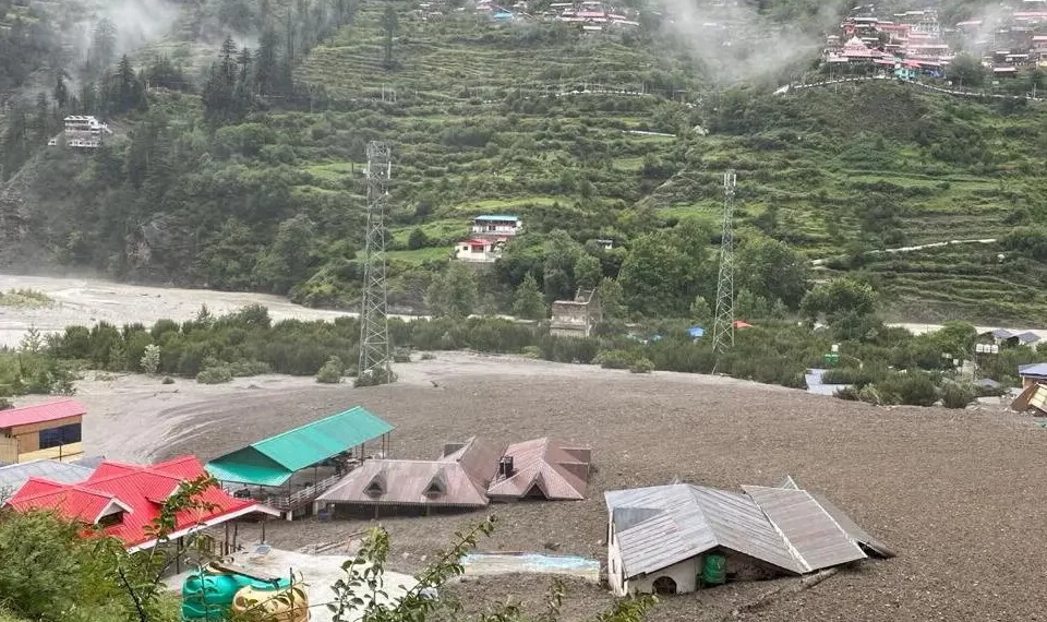 At least 4 dead and dozens missing due to sudden avalanche in the Indian Himalayas | De Último Minuto English