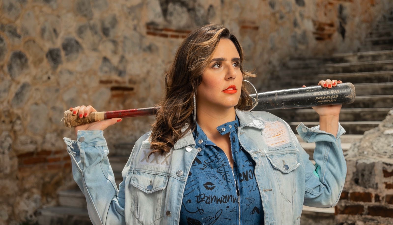 Laura Bonnelly declares herself Team Trujillo | De Último Minuto English
