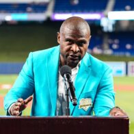 Luis Castillo is inducted into the Miami Marlins Hall of Fame | De Último Minuto English