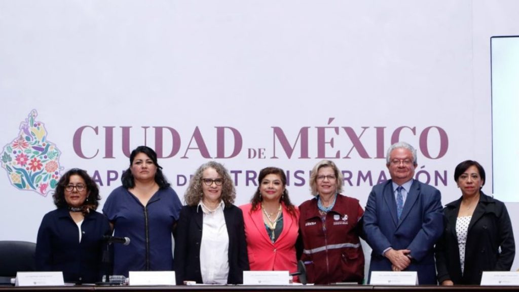 Mexico introduces bill for public care system | De Último Minuto English
