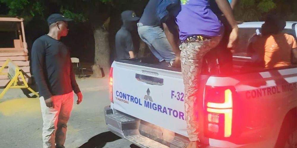 DGM detains and repatriates foreigners in irregular migratory condition | De Último Minuto English