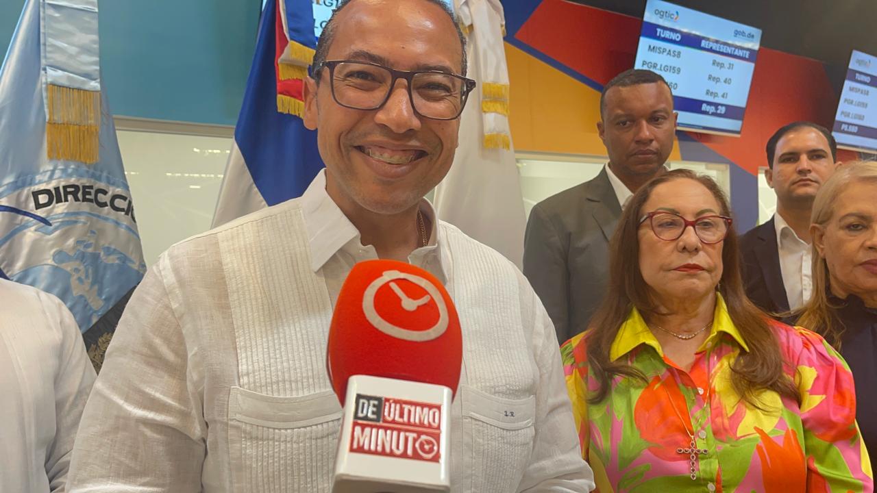 Passport Director postpones delivery of the electronic passport, but guarantees issuance this year | De Último Minuto English