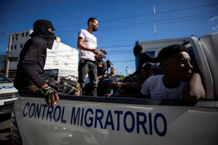 Dominican Republic urges undocumented Haitians to return to their country | De Último Minuto English