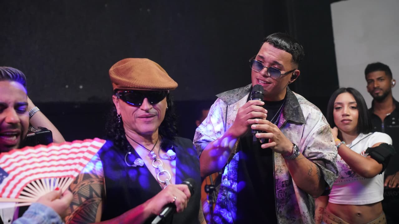 Ebenezer Guerra, joined Elvis Crespo in "La Casa de Alofoke" standing out as a merengue figure | De Último Minuto English